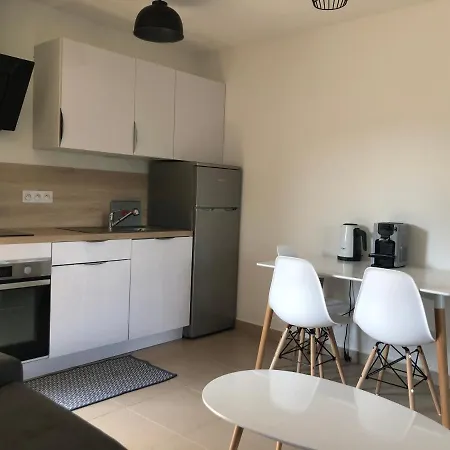 Apartmán Superbe Dans Avec Piscine Croce